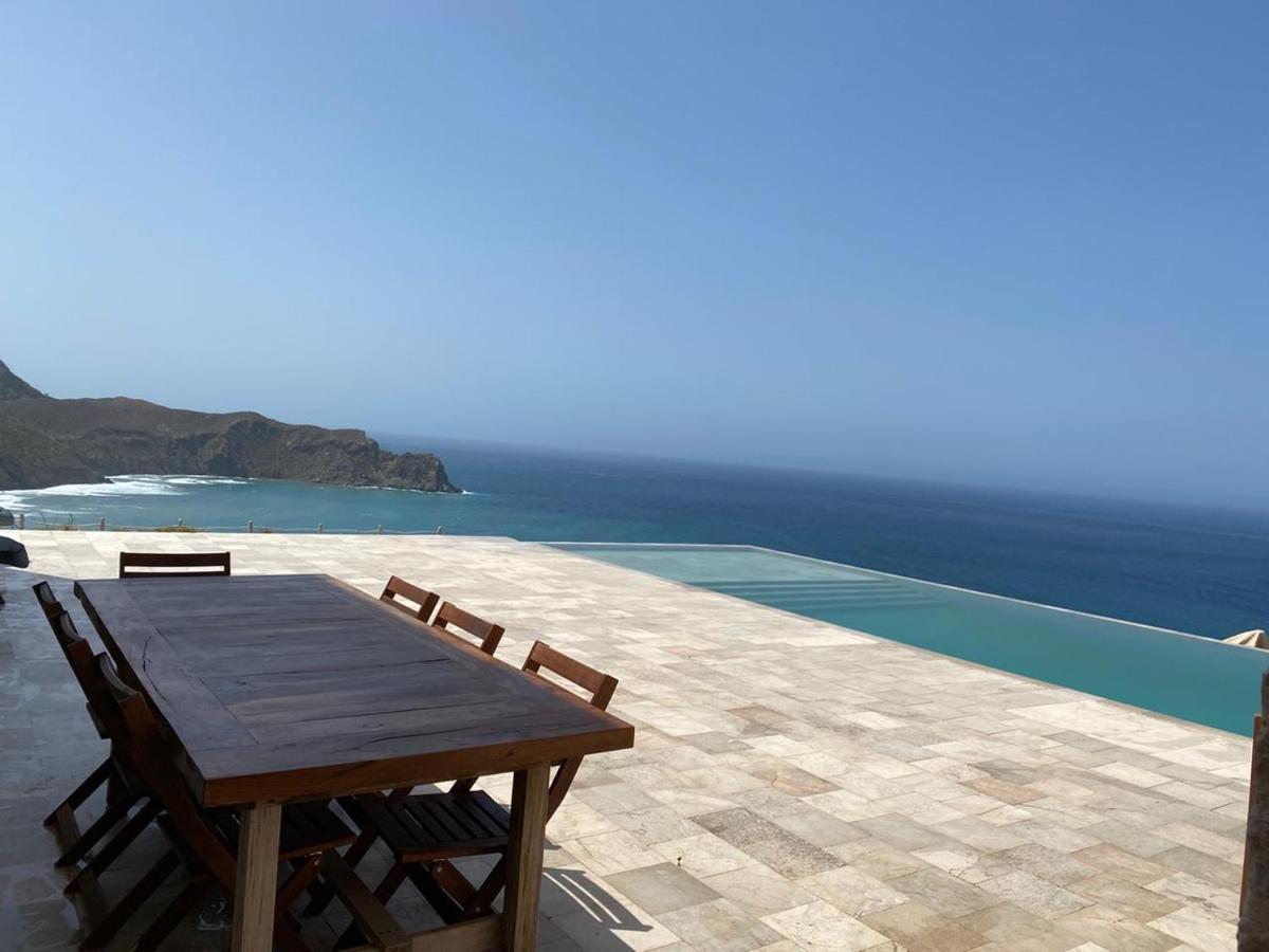 Villa Al Hoceima Pres Tala Youssef & Boumehdi Exterior foto